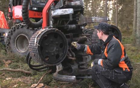 Kontroll av utrustning Du bör genomföra regelbundna kontroller av mätdonen. Öppna och stäng aggregatet och kontrollera samtidigt att diametergivarna svarar.