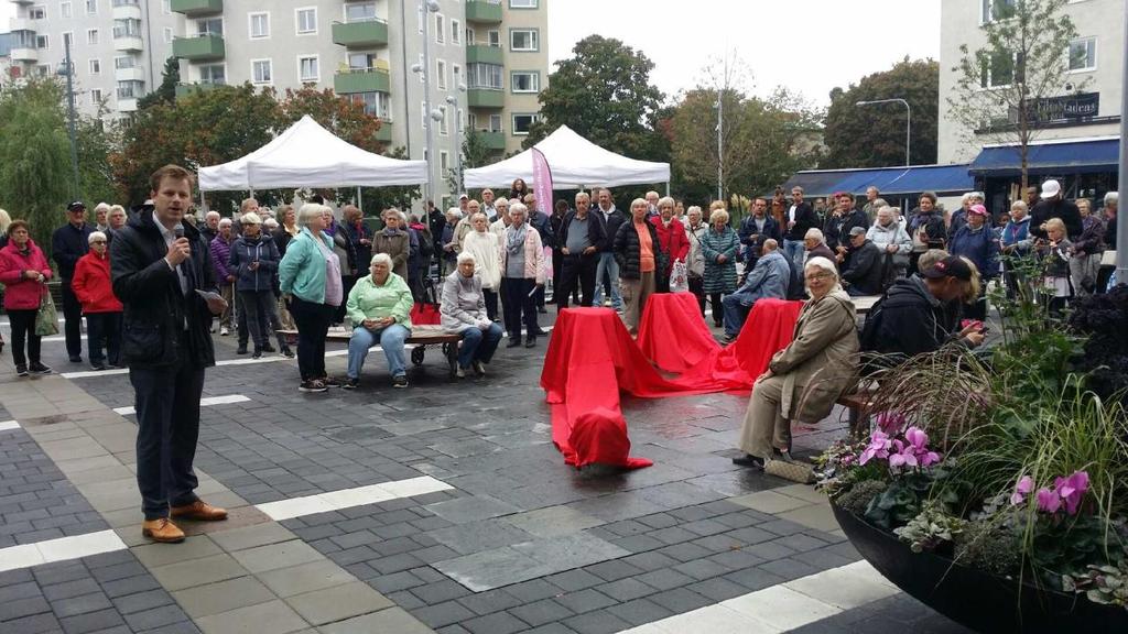 Utbildningen sker på polisstationen i Solna, Sundbybergsvägen 15. Vi börjar kl 18.30 till senast kl 20.30. Inga hundar ska vara med. De skäller bara ut föredragshållaren och förstör lektionen.