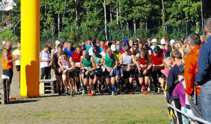 Friidrott Ale trail race Lördag 16 september är det dags för andra upplagan av vår terrängtävling Ale trail race.