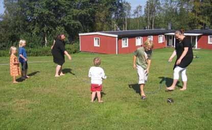 Det var alltså riktiga bjässar, men godiset fick vänta tills efter maten som idag bestod av kyckling och ris. Mycket god mat må vi säga.