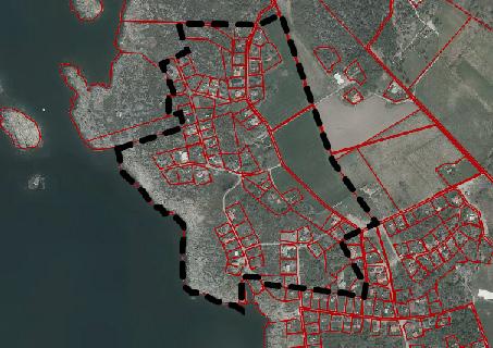 Ortofoto med plangräns Förutsättningar och förändringar Natur Mark och vegetation Planområdet utgörs av avstyckade fastigheter omgivna av naturområden bestående av både öppen jordbruksmark,
