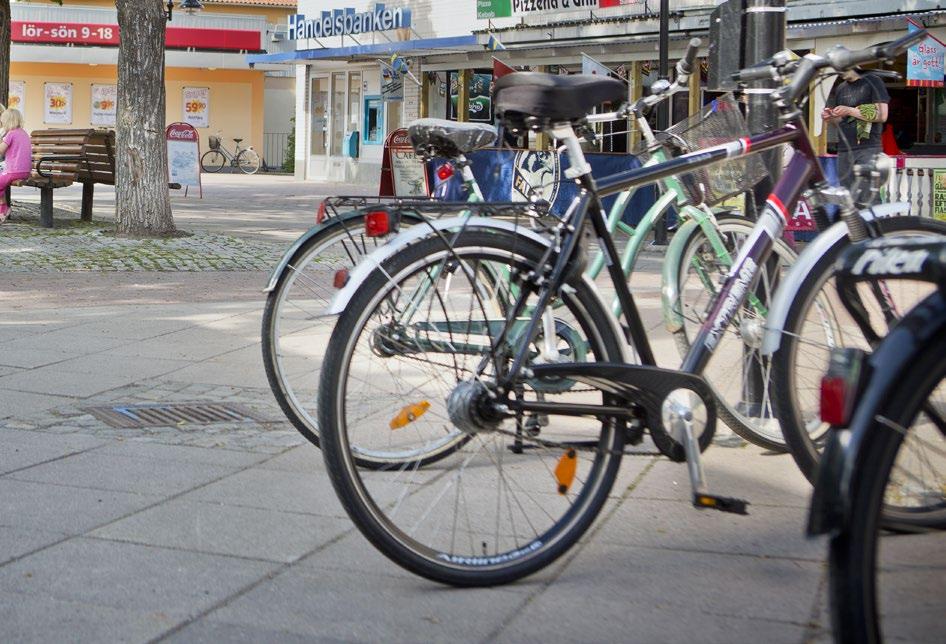 Statliga vägar Förutom E18 kännetecknas kommunens statliga vägar av att många har ett mycket högt utnyttjande i förhållande till standard.