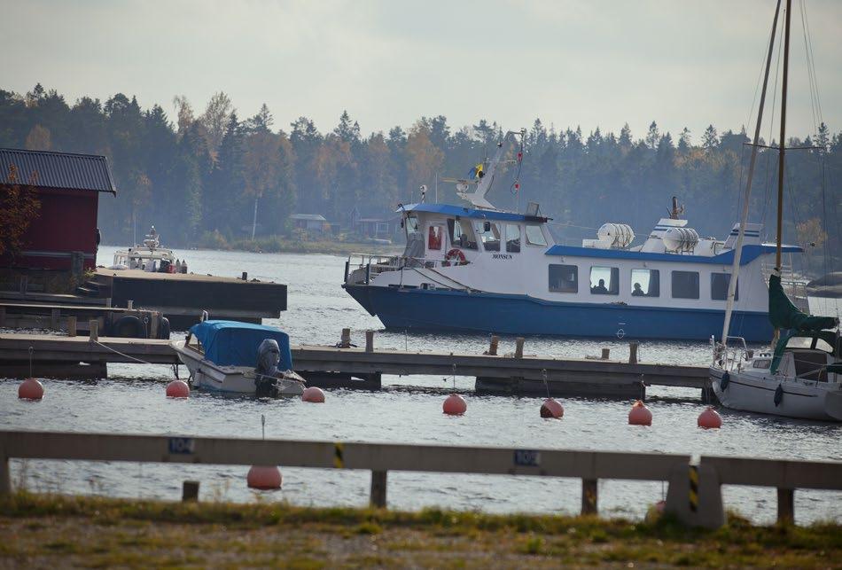 kommun. Gällande reservat för järnväg längs E18 till Kapellskär via Norrtälje stad samt mellan Kårsta och Rimbo ska behållas.