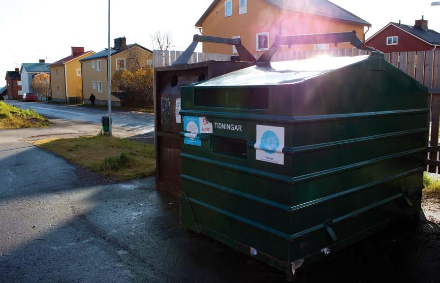 I Kiruna och byarna finns det 16 återvinningsstationer där du kan återvinna tidningar och förpackningar av glas, metall, plast och papper.