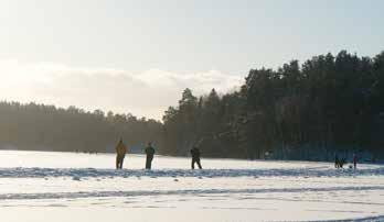 Hälsohuset erbjuder simhall, sporthall, gym, cykel- och spegelsalar. Idrottshallen används både av skolor samt av kommunens föreningsliv.