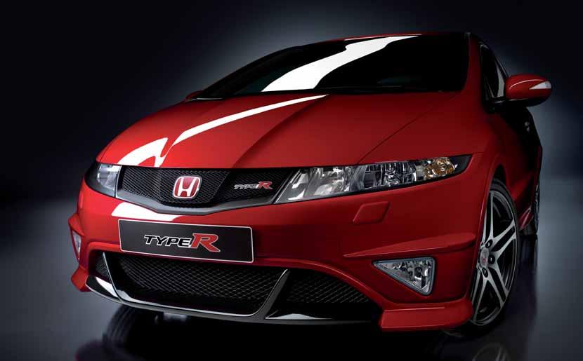 Varje tillbehör integreras osynligt och du ger din Civic Type R en egen personlig stil, oavsett om det är av praktiska