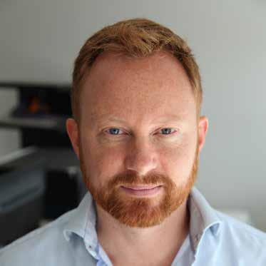 Peter Simonsen, medgrundare av Realfiction, och jag har arbetat tillsammans inom mixed reality sedan 2002 och under 2008 bildade vi Realfictions dotterbolag Realfiction ApS som tillverkar mixed