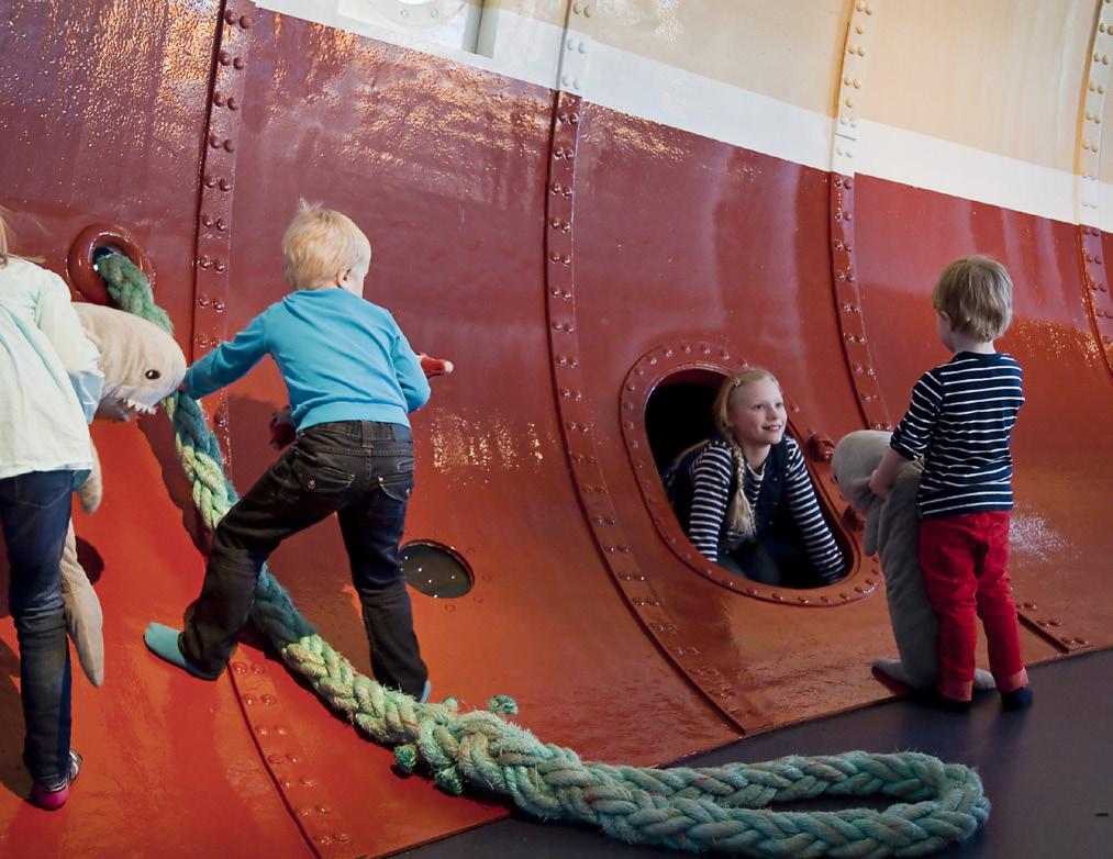26 RÖHSSKA MUSEET MUSEUM FÖR MODE, DESIGN OCH KONSTSLÖJD Alldeles vid Avenyn i centrala Göteborg ligger Röhsska museet.