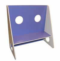 550,- Stolar se sidan 12 Möbler i plast, U är ett robust möbelsortiment för inomhus-och utomhusaktiviteter. Stolarna är stapelbara och lätta att ställa undan för att optimera ytan.