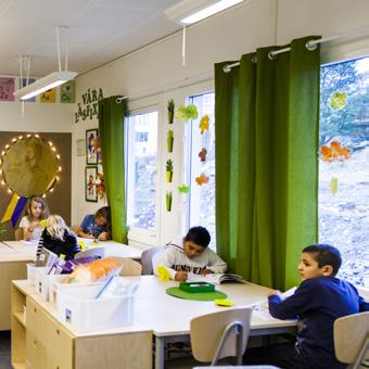 ALLMÄN BESKRIVNING 1 ANVÄNDNING Modulerna är avsedda att användas som klassrum för teoretisk undervisning i skola men kan även användas som förskola.