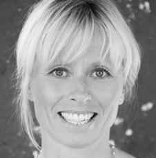 Service- & ledarskapsutbildningar höst 2017 / vår 2018 Nyhet! Kurs i service och merförsäljning finns nu som onlinekurs. > Läs mer på sidan 59 eller på martinservera.se/gastromerit.
