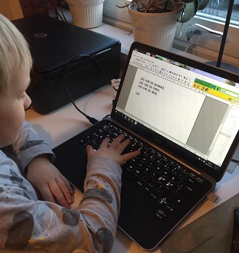 Leo 4 år JAG HAR EN MAMMA.