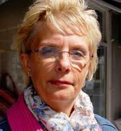 Ingegerd Emrén har under många år arbetat som barnläkare, fast numera står hon med ett ben i pensionärslivet och ett i arbetslivet. På fritiden är Ingegerd en mycket engagerad person.