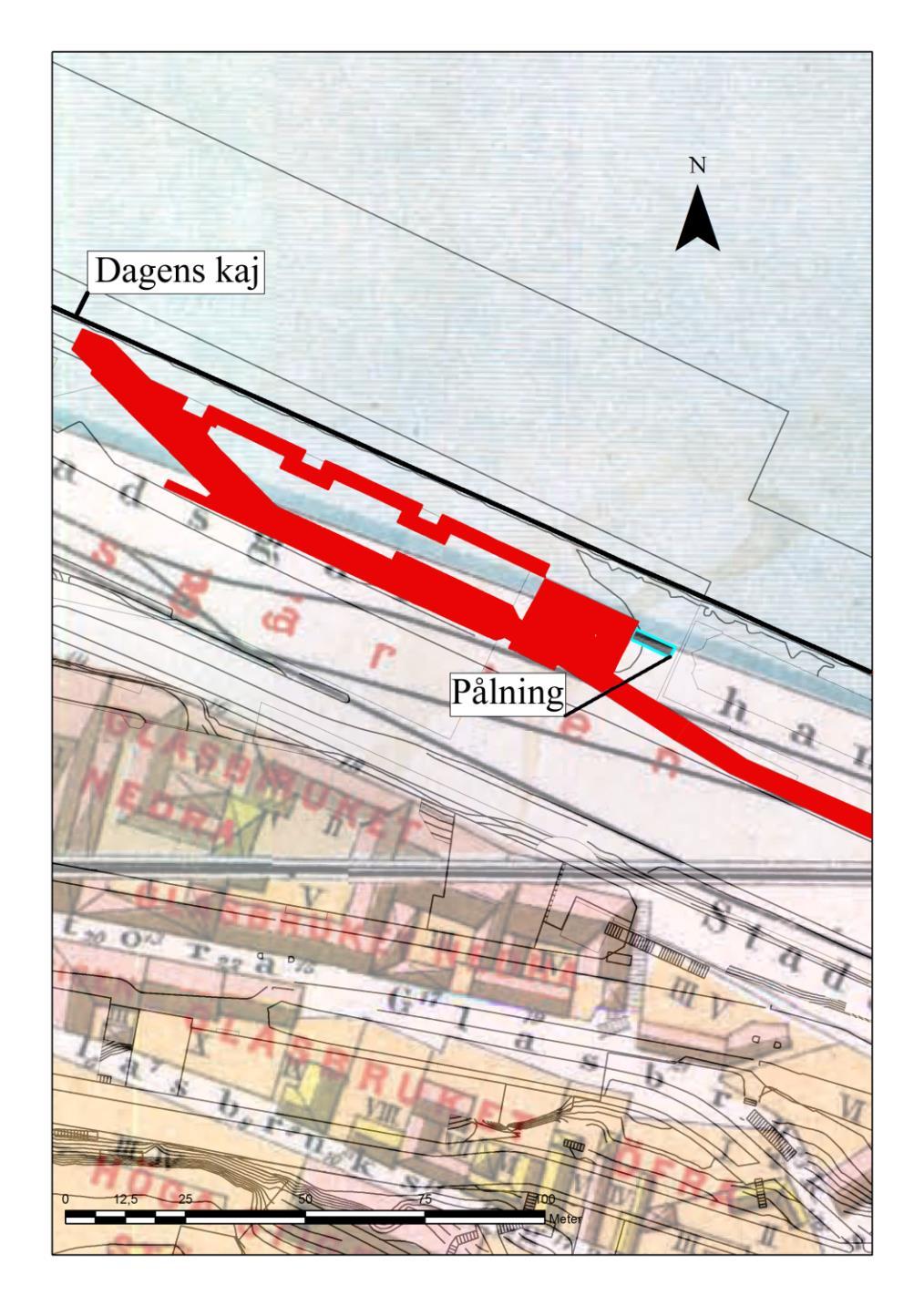 En stenläggning framkom ca 1,5 m under markytan och tillhör sannolikt den kaj som byggs mellan 1875 1882.