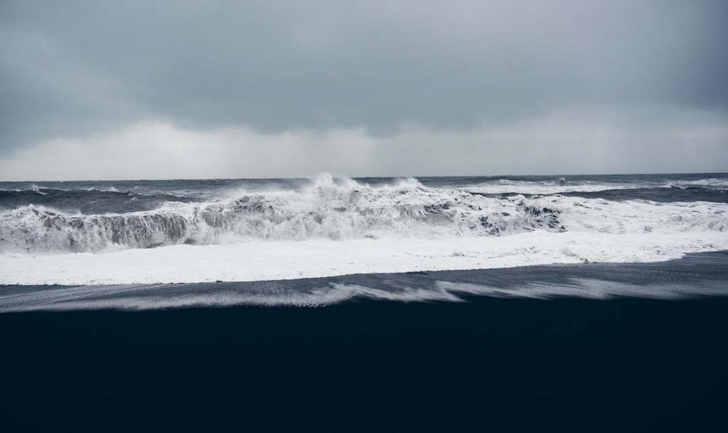 Islandias naturpärlor Foto: Joanna Kosinska, Unsplash Enastående resa där vi besöker naturattraktioner med fokus på det som gör Island till ett unikt resmål.