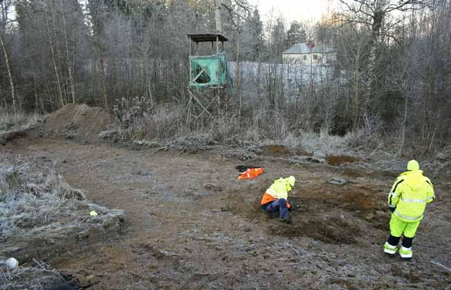 Fristad 176:1 Fornlämningstyp: Boplats. Fastighet: Paradis 1:4. Intrasisprojekt: UV2011:139.