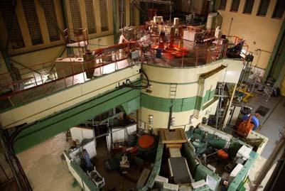 göra experiment. Det finns i nuläget 2 inaktiva loopar, den ena för forskning kring reaktorer med superkritiskt vatten, den andra för forskning kring heliumkylda reaktorer.