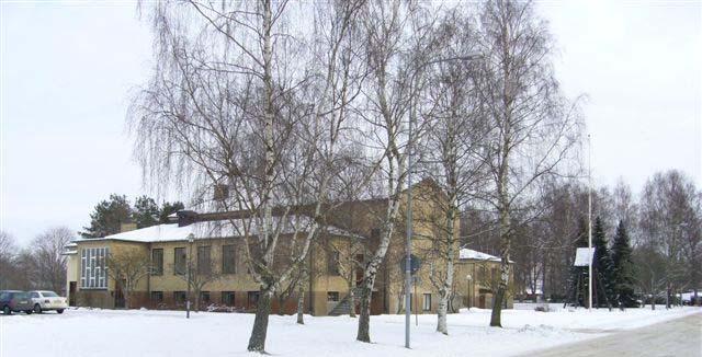 större bestånd med flerbostadshus i tre våningar.