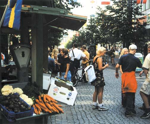 Man kan öppna upp och göra något ihop och de som är aktiva vet kanske bäst vad som är av betydelse.