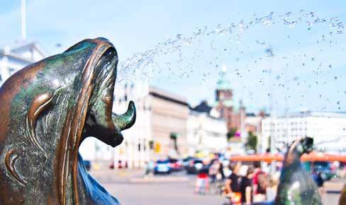 på stadens populära torgmarknad Kauppatori.