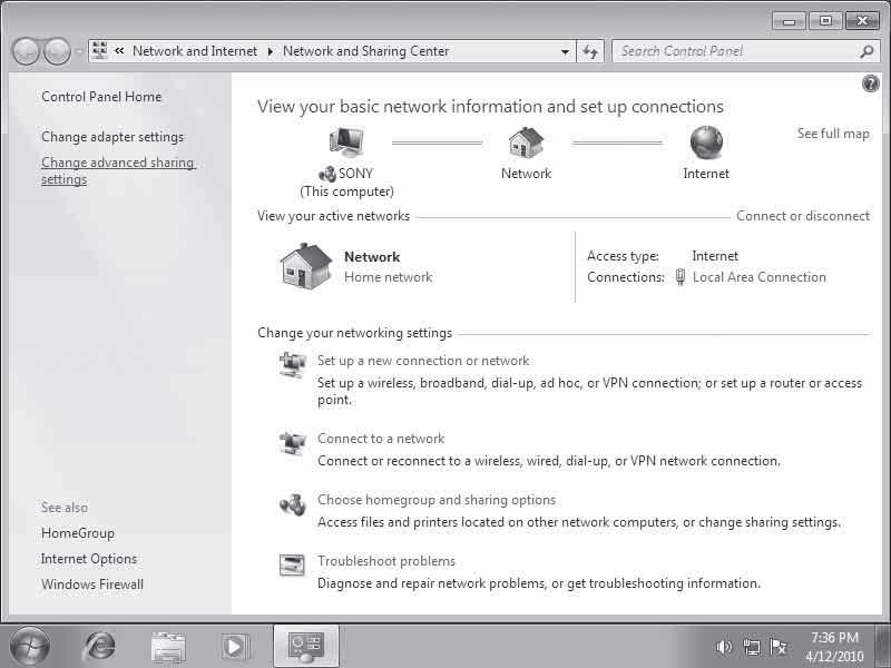 fönstret [Network and Sharing Center] (Nätverks- och delningscenter). 6 Välj [Change advanced sharing settings] (Ändra avancerade delningsinställningar).