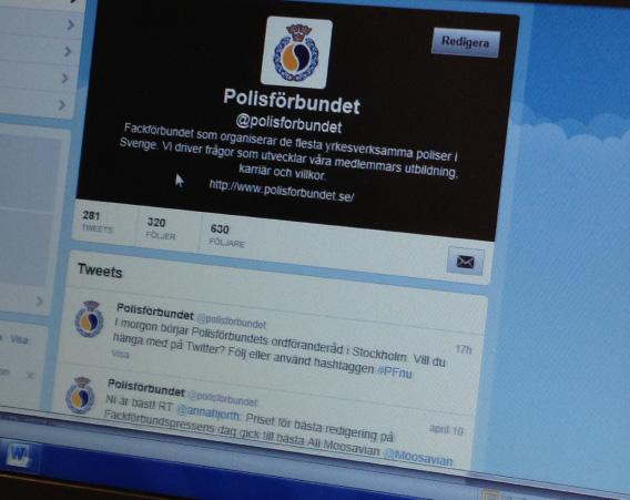 Aktuellt Ordföranderådet i bilder Förbundsordförande Lena Nitz inledde dagarna. Till höger: Dialogduk användes för att styra diskussionen om förbundet och den nya polisorganisationen.