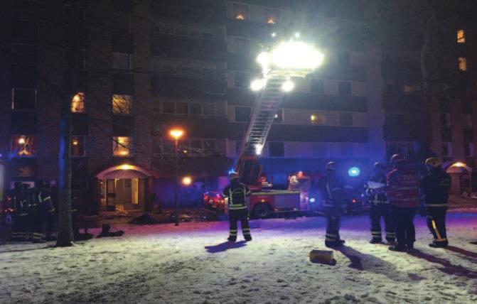 Handläggare: Datum: Diarienummer: Tommy Johansson 2017-01-12 Brandinspektör 018-727 31 22 Olycksundersökning Brand i byggnad Sidan 1 (5) Anledning till undersökningen En räddningsinsats mot brand i