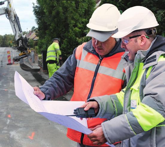 Planering och genomförande av FTTx-projekt Kostnadseffektiv och kvalitetssäkrad utbyggnad av FTTx-nät är en komplex uppgift med många arbetsmoment och flera yrkesgrupper involverade.