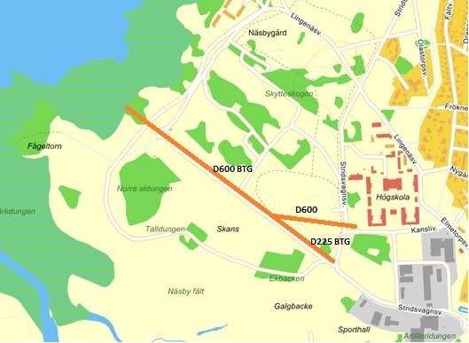 Figur: Sträckning befintlig dagvattenledning (orange) Befintlig ledning har en dimension på 225 mm fram till den går ihop med ledningen från högskolan. Där övergår den till en 600 mm ledning. 1.