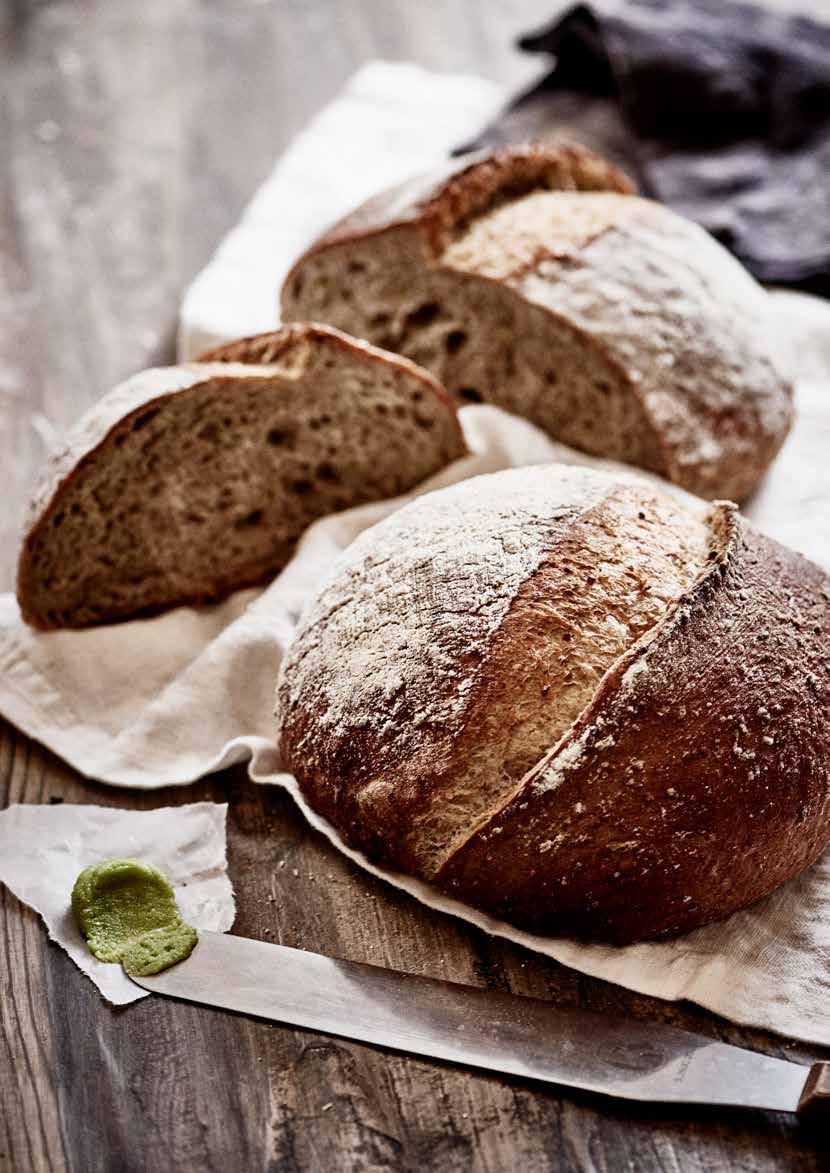 Matcha & Algbröd Matcha: Finmalt pulver av speciallt grönt bearbetat te.