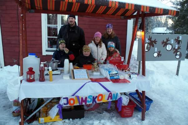 arr: Föräldraföreningen Onsdag 6 december kl. 18.00 Gäddede Sportklubb årsmöte se annonsering Facebook och anslagstavla Lördag 9 december Julmarknad på Saga Lördag 2/12 17 kl.