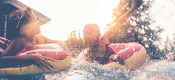 Semester hemma med Miami Pool Mer tid med dina närmaste Föreställ dig att semesterkänslan håller i sig i månader. Att du i omedelbar anslutning till ditt hem har ett eget litet paradis.