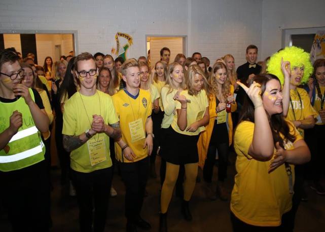 strida, låt oss efteråt stå på dess vinnande sida - Tid: 16.00 Färgfest!