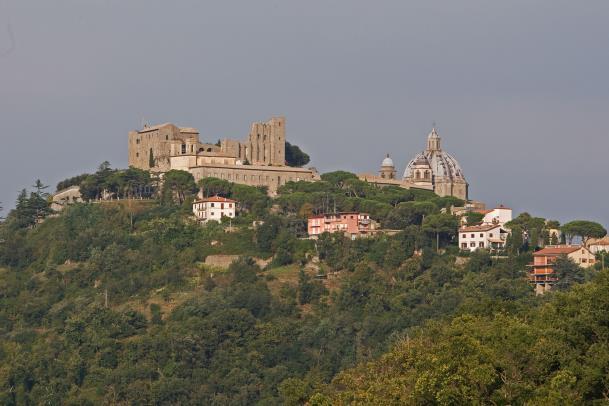 Orvieto Dag 2 Orvieto Bolsena Orvieto ligger vid sidan av den officiella dragningen av Via Francigena.