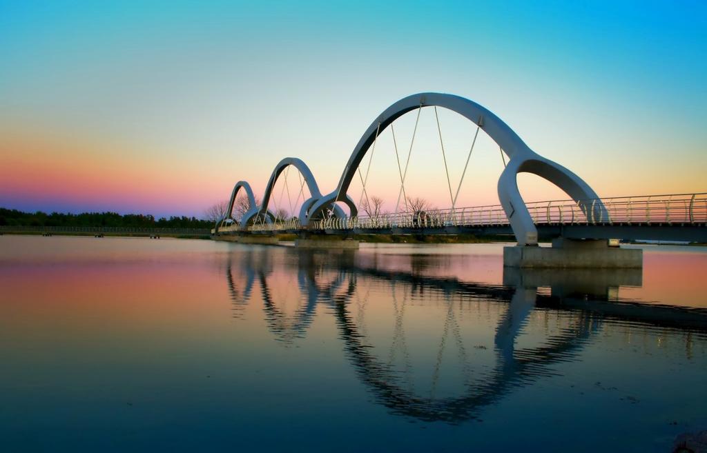 Brokonstruktioner Sölvesborgsbron Europas längsta gång- och cykelbro Med en längd på 760 meter och en bredd på 3,5 meter blir Sölvesborgsbron Europas längsta