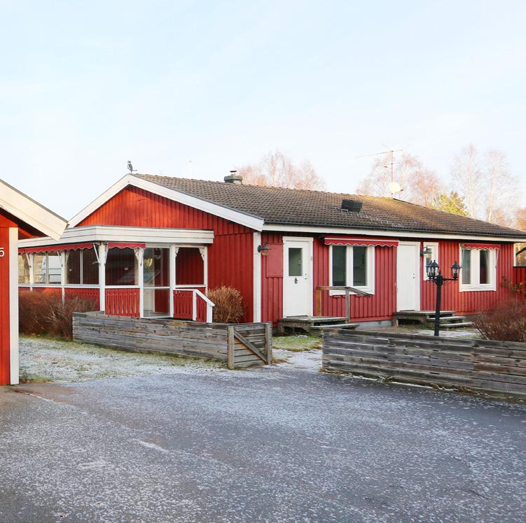 LÖTTORP Villa - 5 rum och kök - 120 m² - Sandvägen 5 UTGÅNGSPRIS: 1 195 000 KR