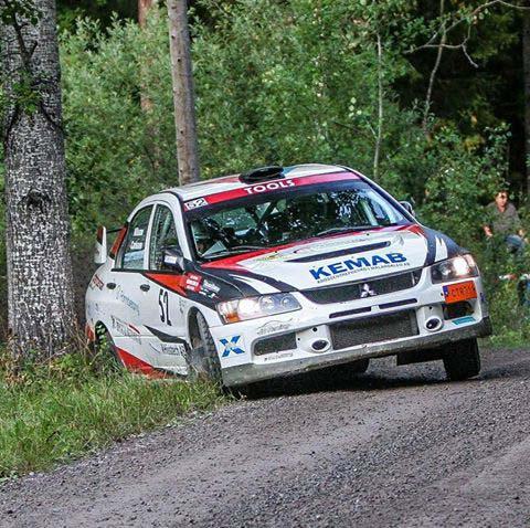 I den Otrimmade 4WD klassen var dom 3 stycken och här bröt tyvärr Emil Carlsson med Magnus Nilsson på SS 4.