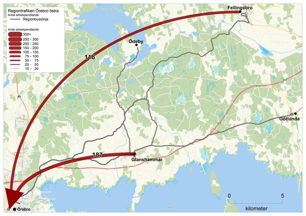 ingår i det analyserade området. I stomlinjerna, röda i Figur 2, är det 2 158 påstigande en vanlig vardag. Övervägande andel av de påstigande kliver således på en buss i stomlinjerna.