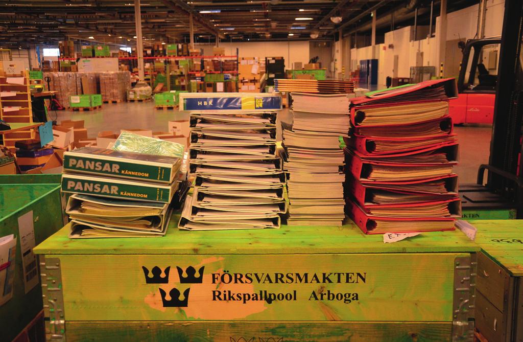 Publikationsförsörjning sker via FSV Försörjning/FMCL Försvarsmaktens centrala lager i Arboga hanterar Försvarsmaktens publikationer, cd, blanketter, etiketter och flygkartor.