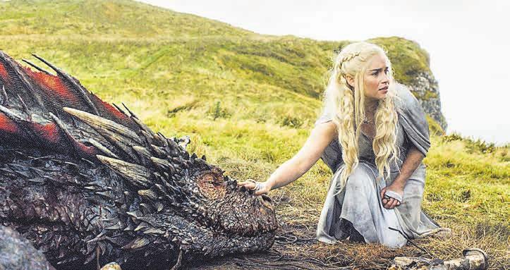 14 TISDAG 09 JANUARI 2018 Nyheter Historia Daenerys Targaryen (Emilia Clarke) är en av alla de kvinnliga karaktärer i»game of Thrones«som utsatts för sexuella övergrepp, vilket göder en myt om