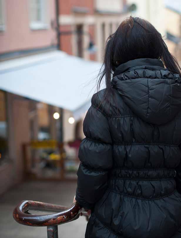 BARN OCH UNGDOMAR UTAN PAPPER De första tre dagarna pratade hon inte överhuvudtaget och personalen trodde att hon var