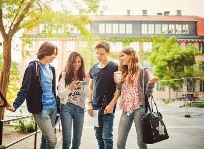 Omkring 600 skolpersonal har inlett programmet under 2016, ytterligare ca 400 kommer att starta under 2017.