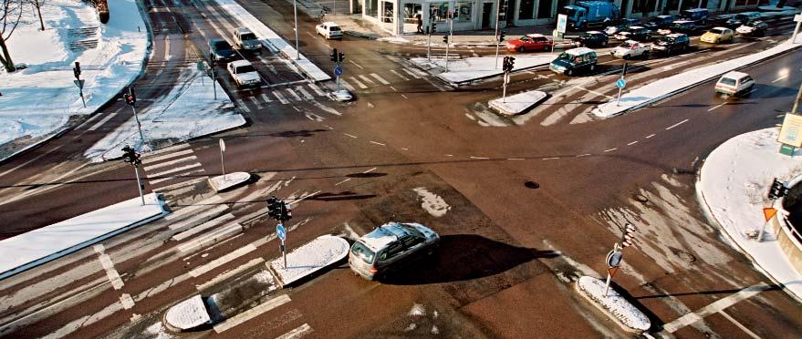 En behagligare, säkrare och mer funktionell stadsmiljö är påtagliga fördelar som uppnås med Uponor Ytvärmesystem.