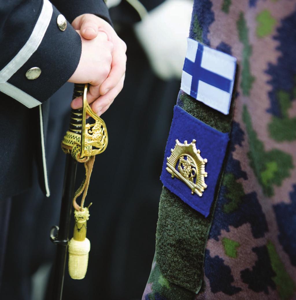 Försvarshögskolan Urvalsguide 2014 Studier som leder