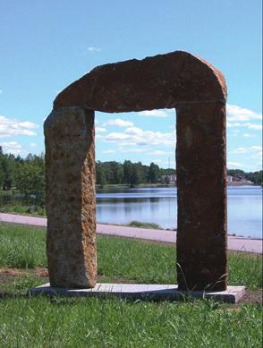s=185a6d99 Alfa Alena Matejkova Granitskulptur Tillkomstår: stenssymposiet 2005.