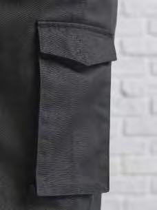 6% polyester, 3% omull, 4 g/m. Tvättas i 60 C. Innerenlängd stl 0: 80 m. Färg: 3-svart Strl.