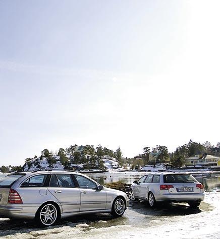 Intryck Richard Sjösten Som en C 180 men fly förbannad. C 55:ans ursinniga kraft är så grymt underhållande att man gärna styr bilen med gasen. Och varför inte?