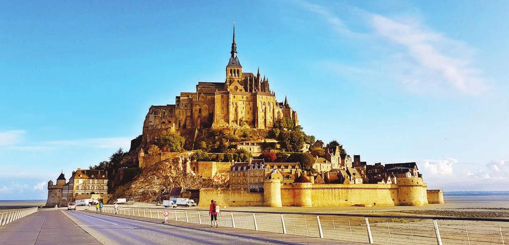 12 FRANTA Normandia, Belgia 492 Ziua 1. BUCURESTI - BUDAPESTA (cca. 815 km) Plecare din Bucuresti, la ora 06.