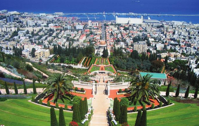 frumoasa priveliste asupra Marii Mediterane si a portului. Urmeaza Biserica Stella Maris (sec. XIX), construita de ordinul carmelit. Admiram in interior picturi care ii reprezinta pe Sf.