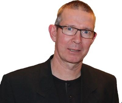 Hur kan du göra för att leda din verksamhet genom den konstanta skolutvecklingsprocess som digitaliseringen är? kl. 12.45 KAJ TÖRNROOS OCH JOHANNA NORDMAN En flexibel skola genom distansundervisning?